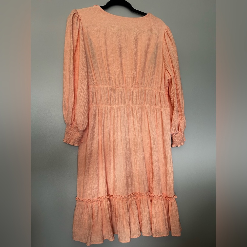 Calvin Klein Peach Tiered Midi Dress | Long Sleeve Smocked Cuffs | Size 16 - Picture 5 of 8